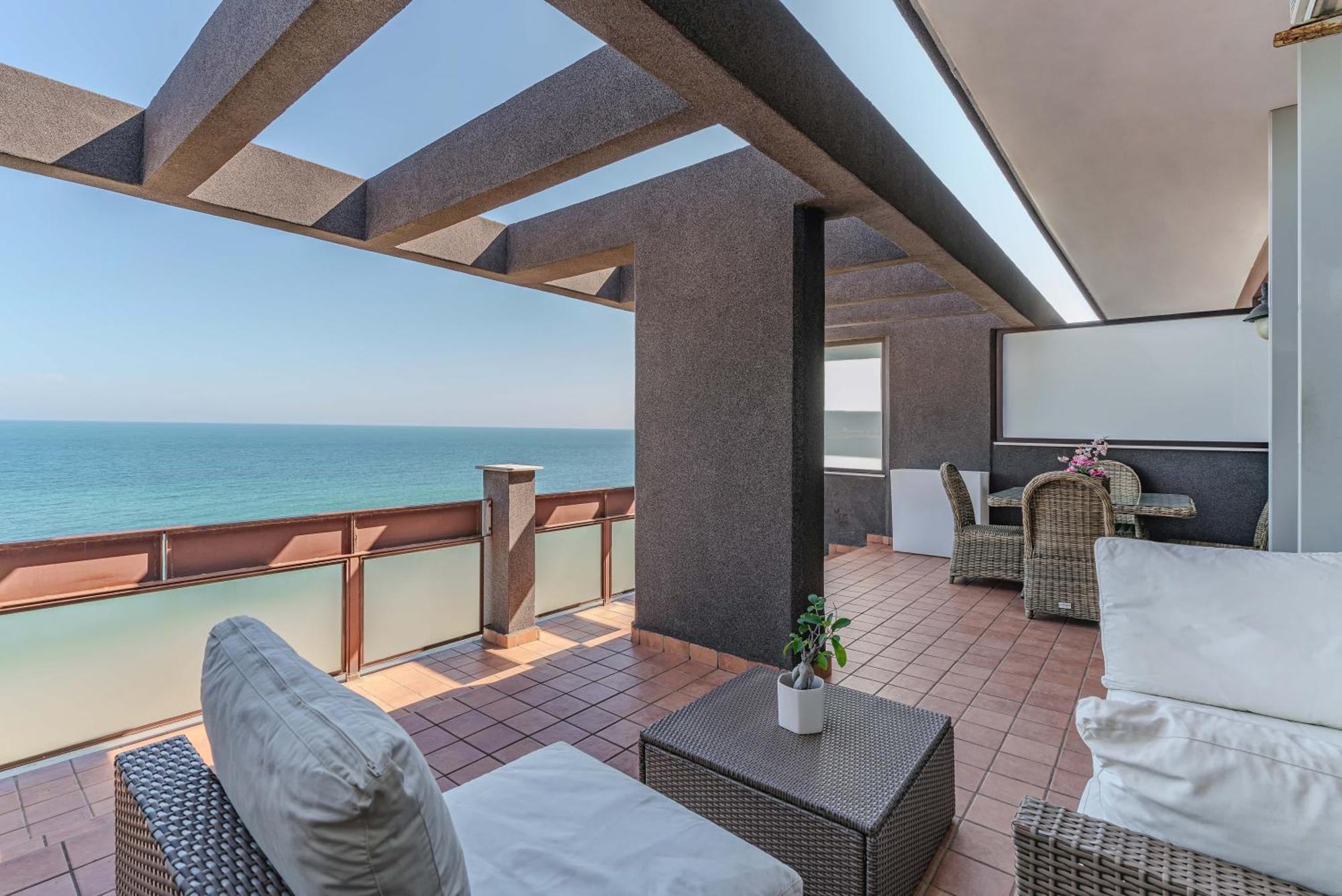 Apartment Loft Corso Trieste Terrazza Sul Mare